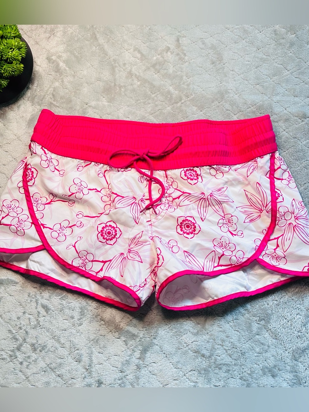 Y2K Floral Board Shorts Ardene Pink White Swim Beach Shorts M